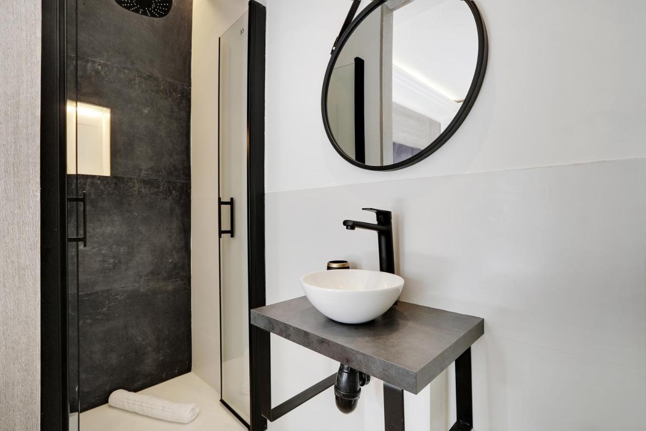 Off Majesti Upper Marais Apartment- Rue Du Faubourg Saint-Martin Παρίσι Εξωτερικό φωτογραφία