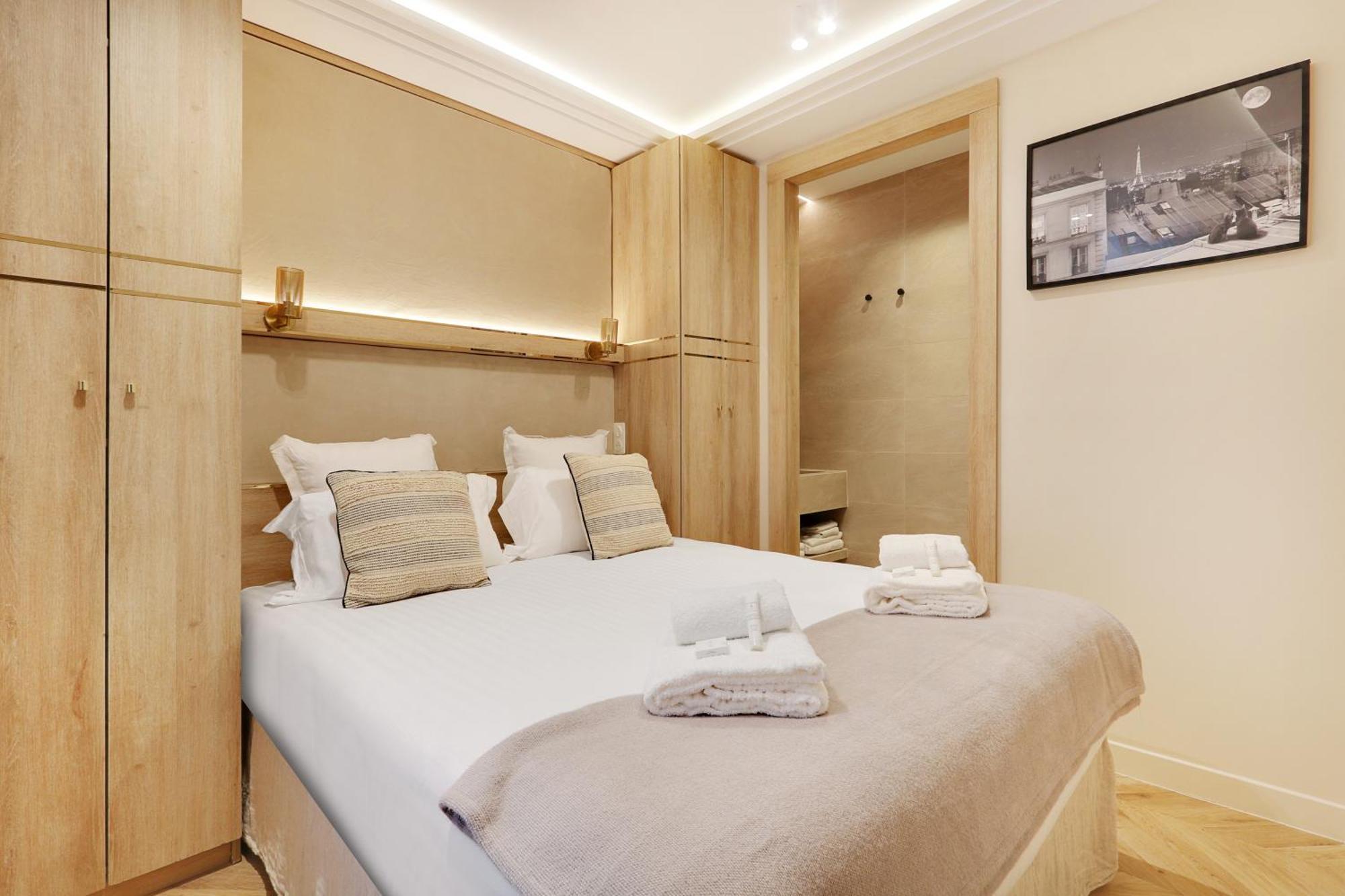 Off Majesti Upper Marais Apartment- Rue Du Faubourg Saint-Martin Παρίσι Εξωτερικό φωτογραφία