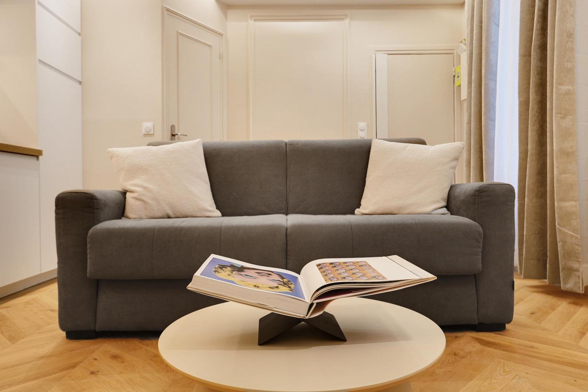 Off Majesti Upper Marais Apartment- Rue Du Faubourg Saint-Martin Παρίσι Εξωτερικό φωτογραφία